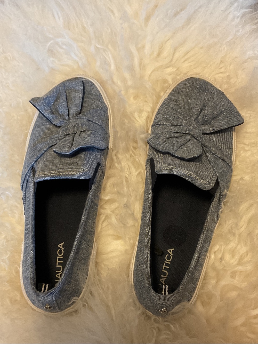 Nautica Women's Light Denim Blue Slip-On Bow Flats